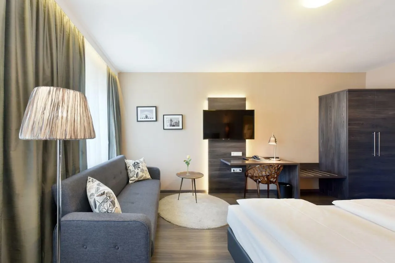 Hotel Saentis Munich